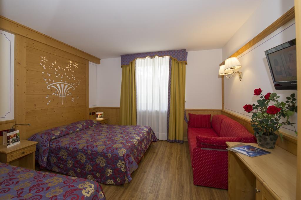 Sport Hotel Vittoria Passo del Tonale Esterno foto