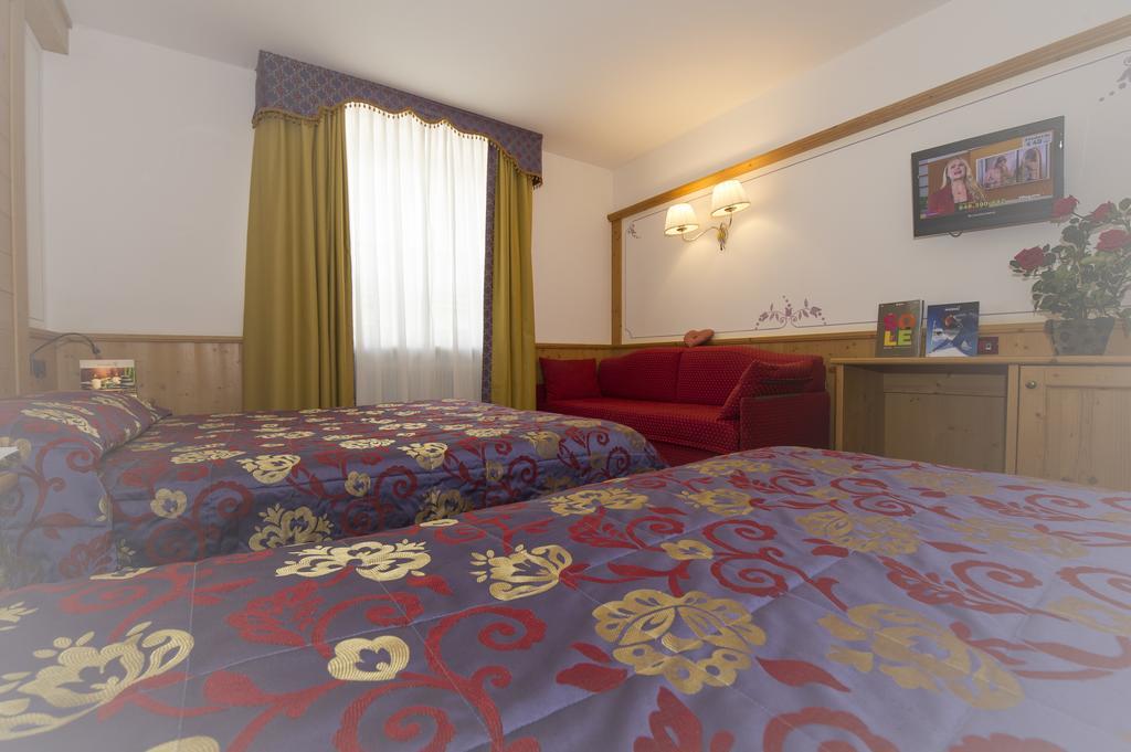 Sport Hotel Vittoria Passo del Tonale Esterno foto