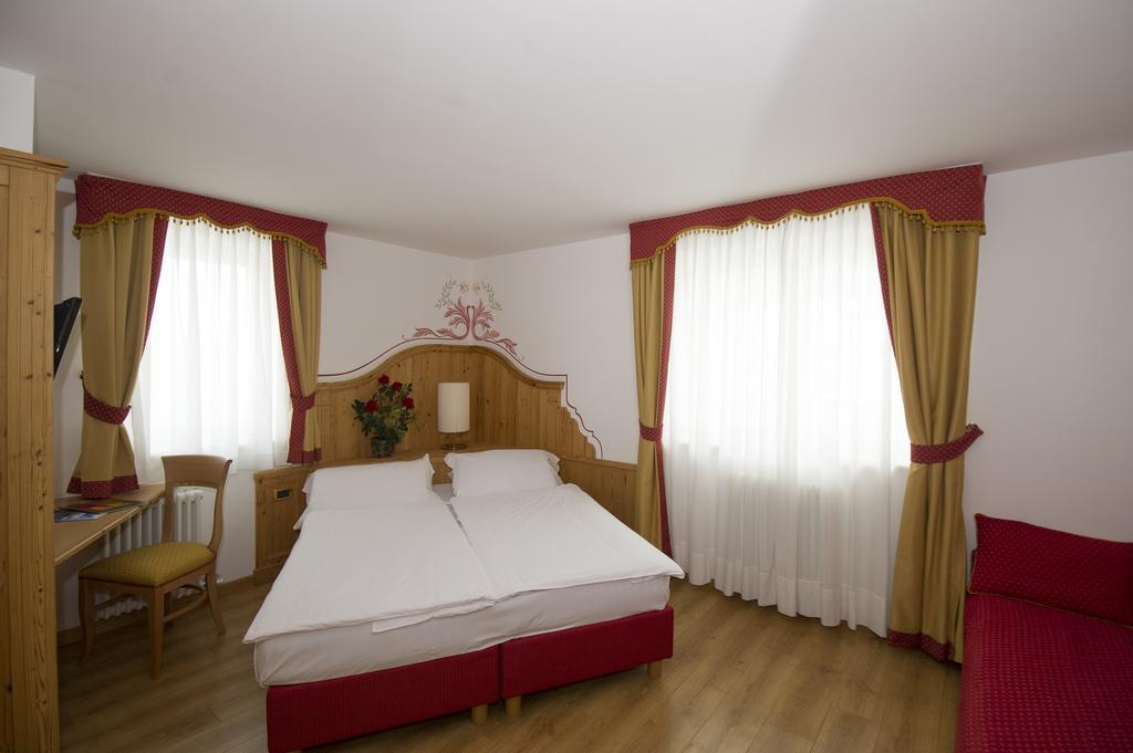 Sport Hotel Vittoria Passo del Tonale Esterno foto